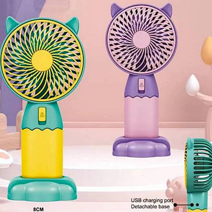 USB fan for travel